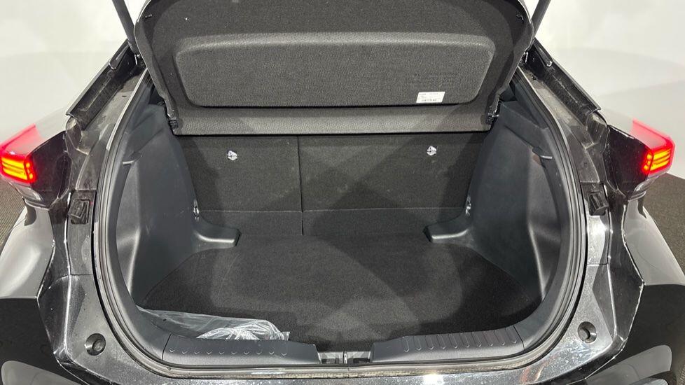 Used Toyota C-HR 2025 for sale - 77468443: Photo 12