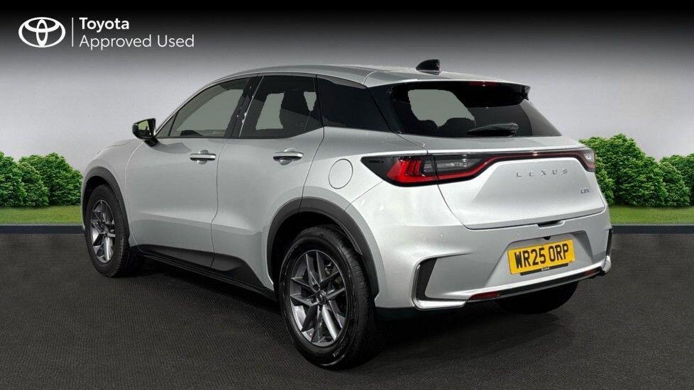 Used Lexus LBX 2025 for sale - 78157497: Photo 6