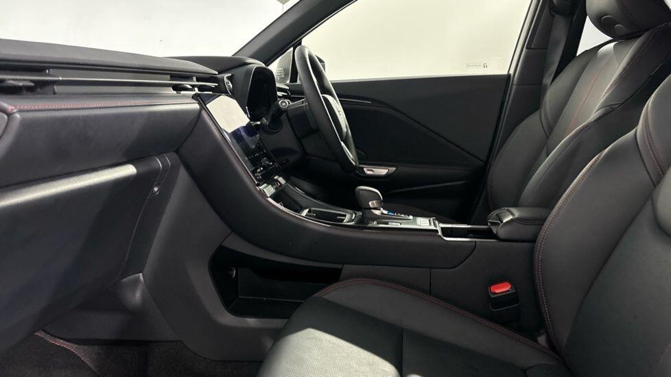 Used Lexus LBX 2025 for sale - 77215565: Photo 14