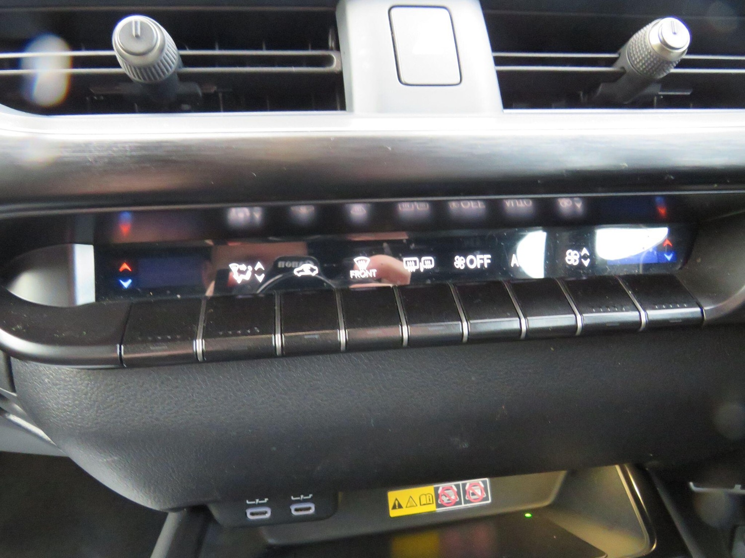 Used Lexus UX 2023 for sale - 76658087: Photo 18