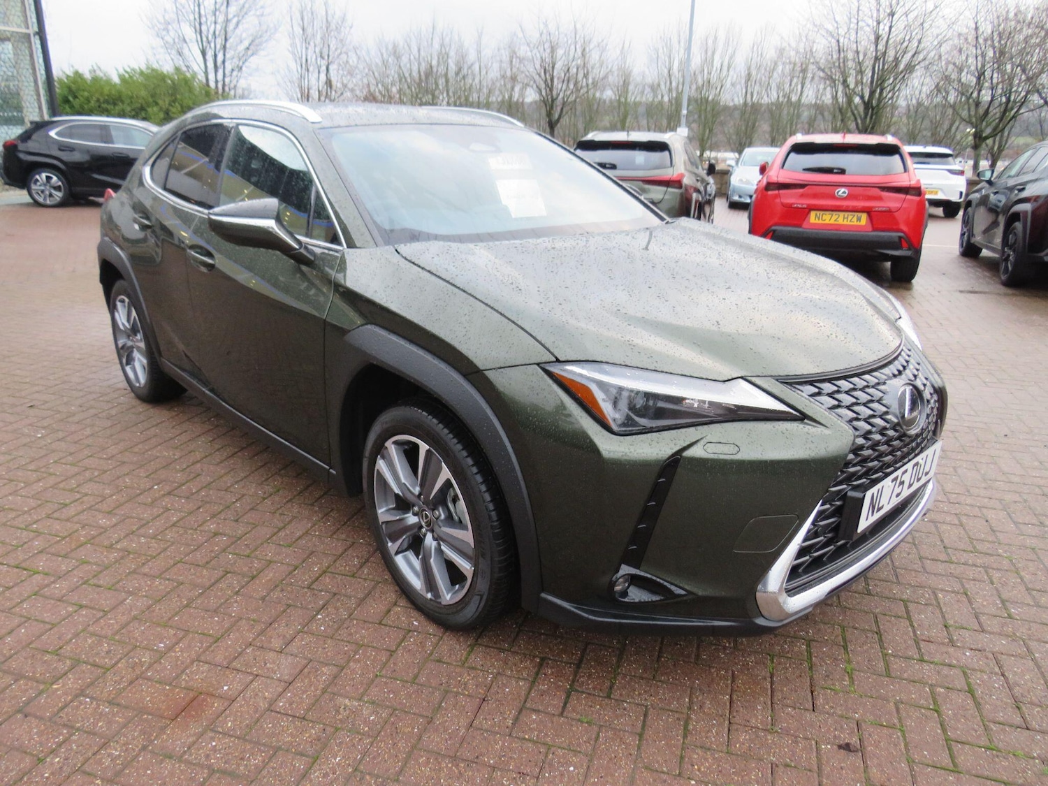 Used Lexus UX 2025 for sale - 76886144: Photo 1