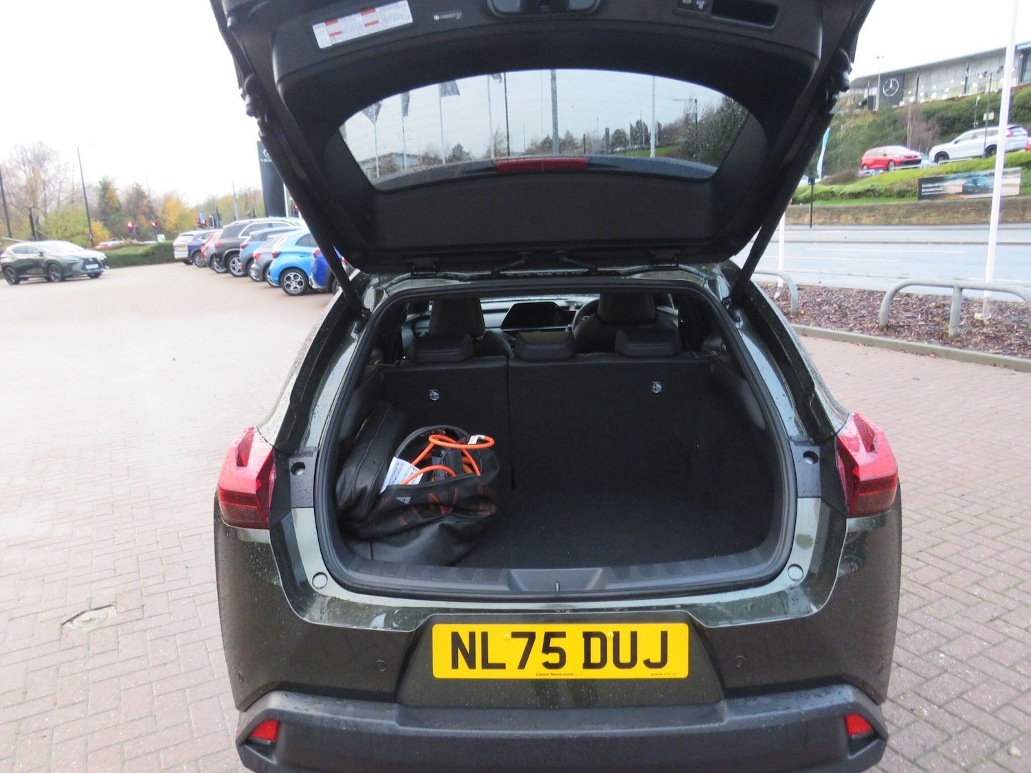 Used Lexus UX 2025 for sale - 76886144: Photo 11