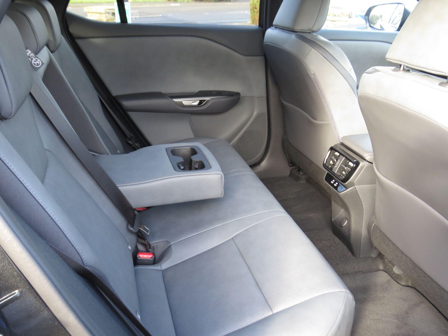 Used Lexus RZ 2025 for sale - 77574016: Photo 19