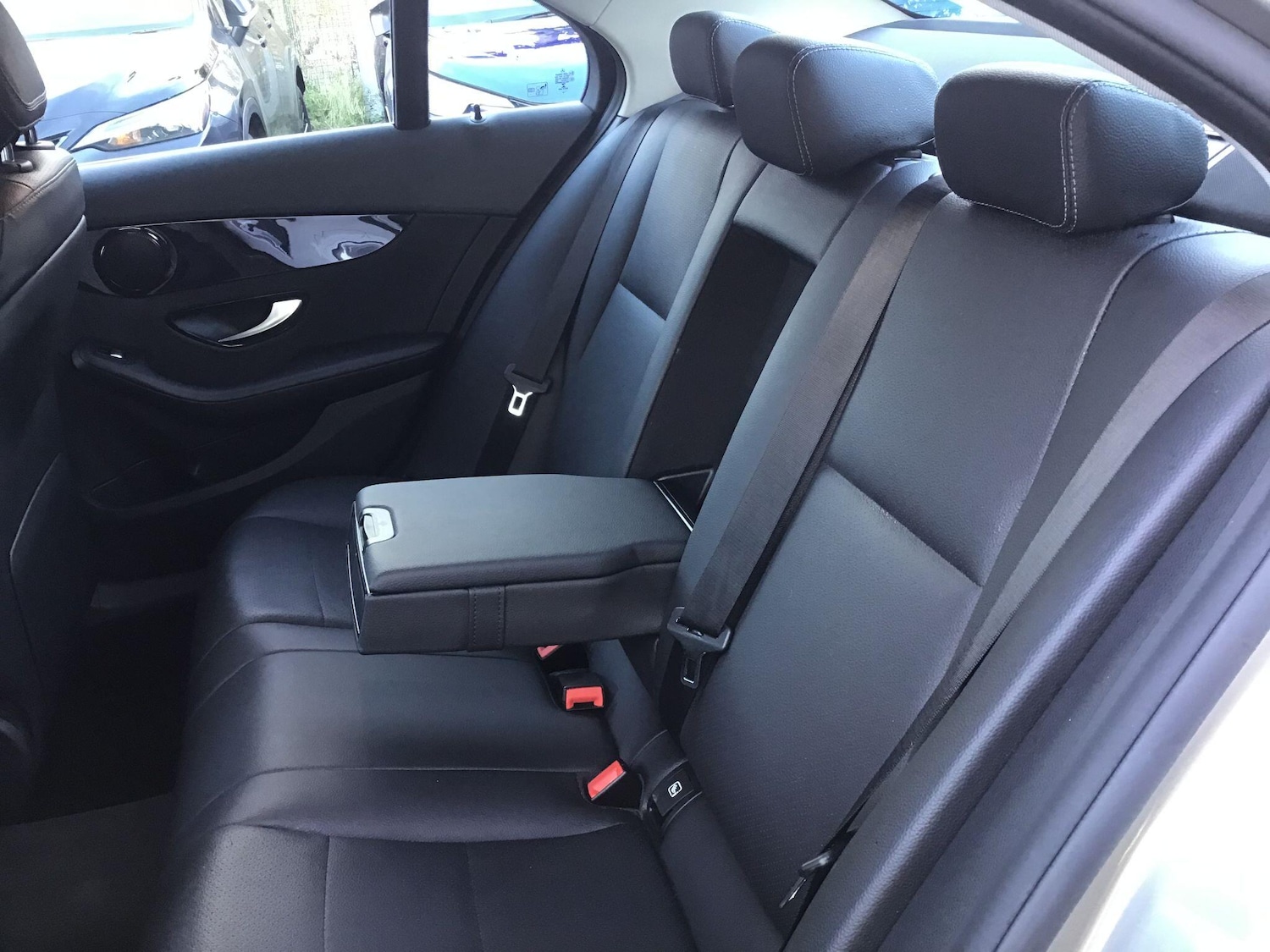 Used Mercedes-Benz C Class 2018 for sale - 76657203: Photo 21