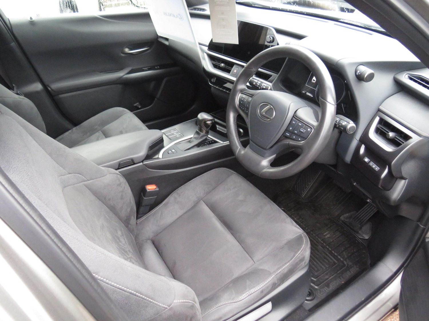 Used Lexus UX 2023 for sale - 77376080: Photo 13
