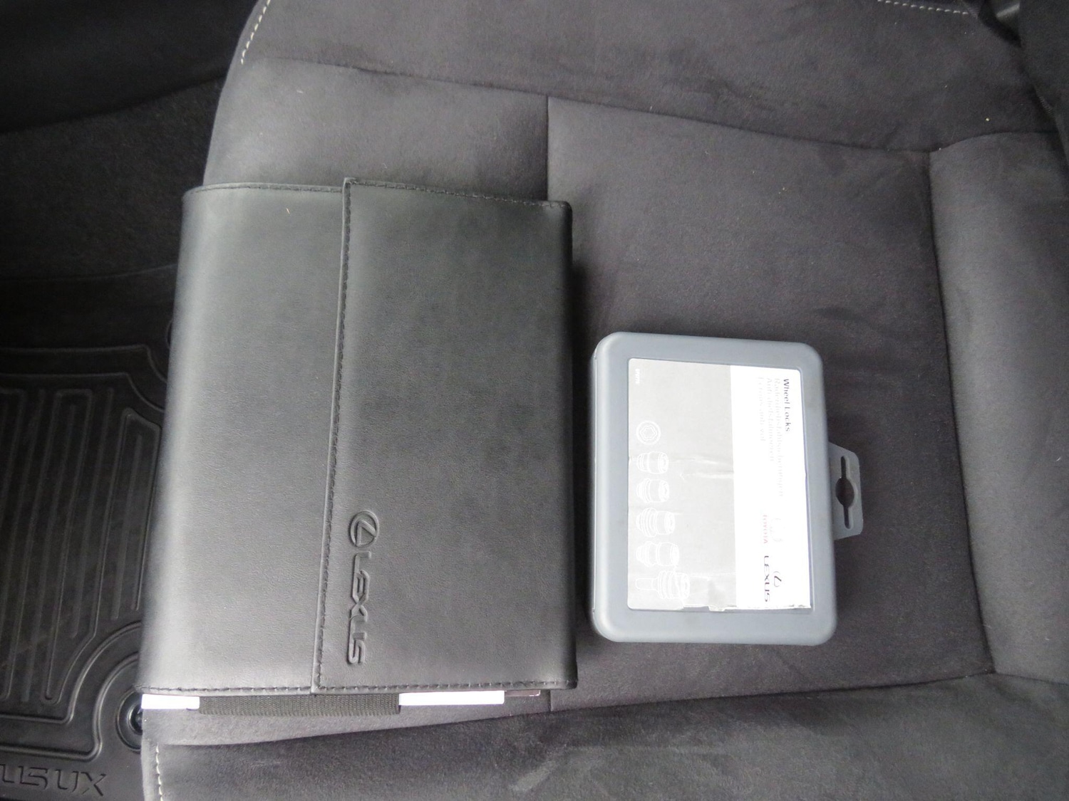 Used Lexus UX 2023 for sale - 77376080: Photo 22