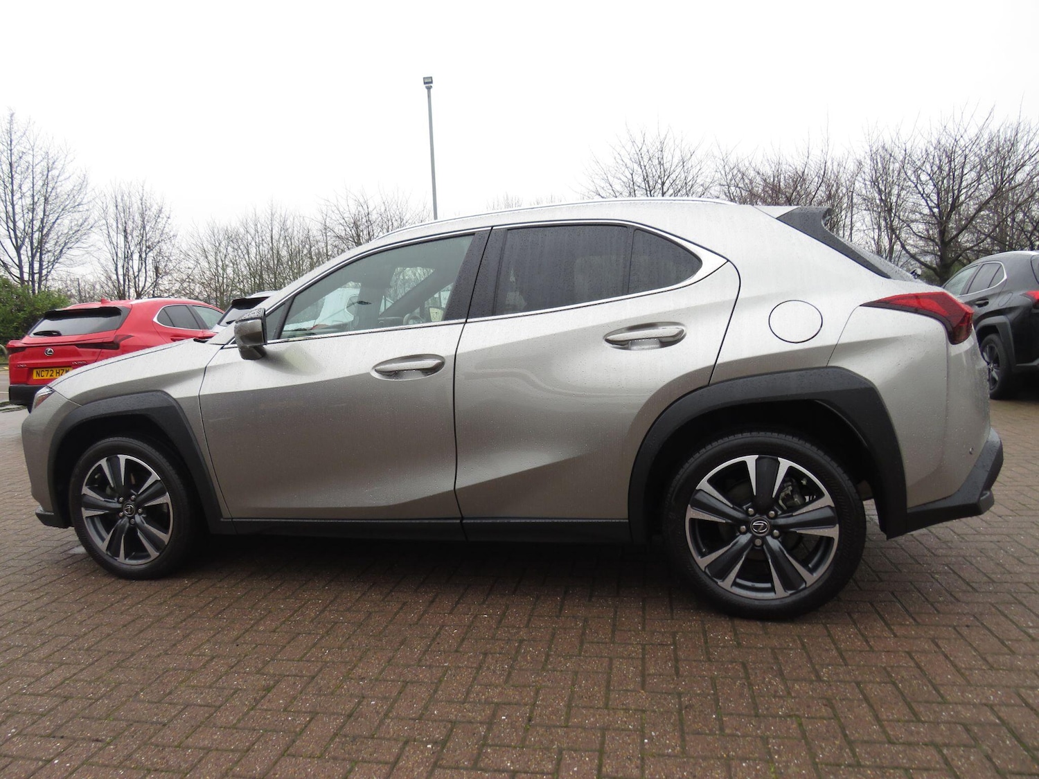 Used Lexus UX 2023 for sale - 77376080: Photo 8