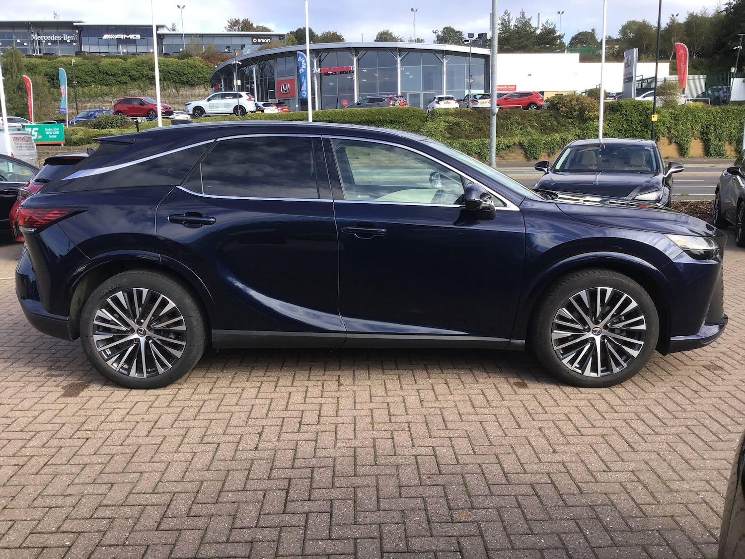Used Lexus RX for sale - 75953995: Photo 2