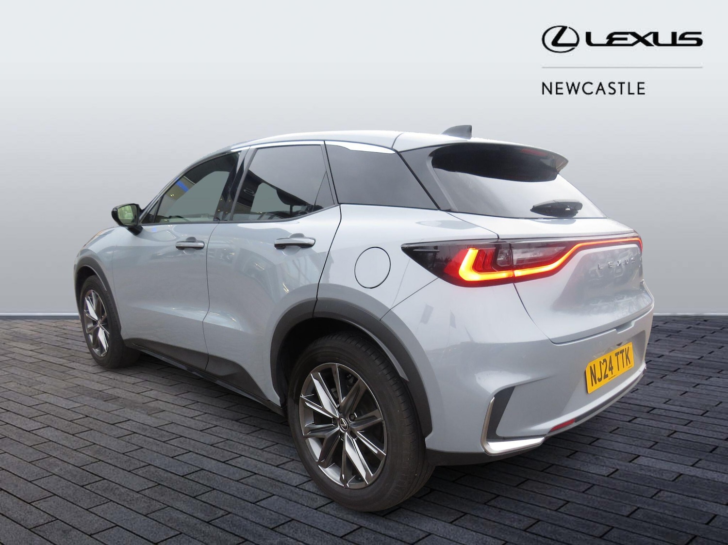 Used Lexus LBX 2024 for sale - 77029839: Photo 7