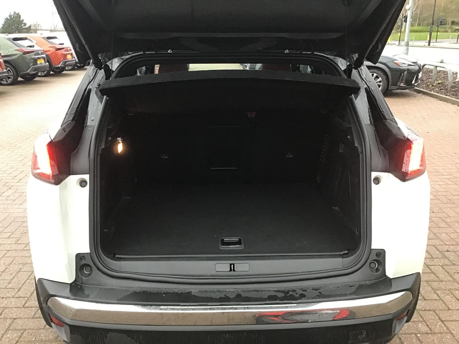 Used Peugeot 3008 2021 for sale - 76887414: Photo 10