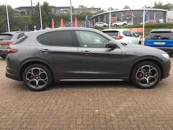 Used Alfa Romeo Stelvio 2022 for sale - 75635368: Photo