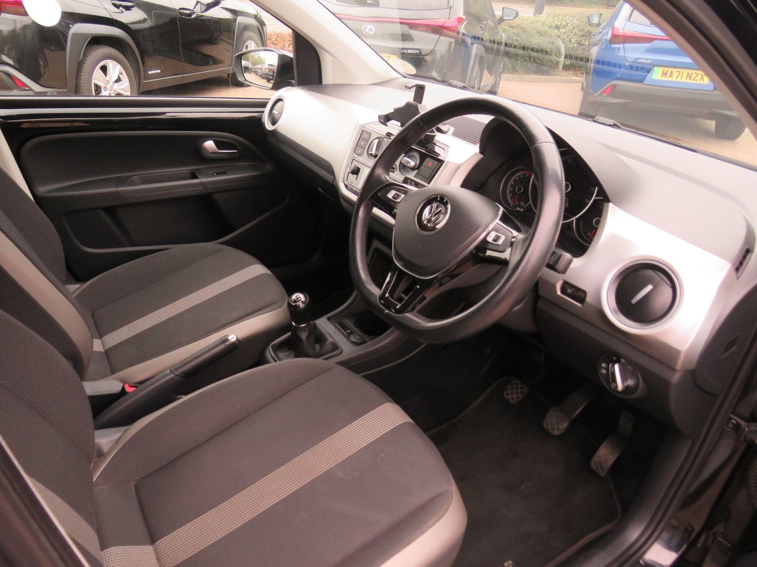 Used Volkswagen up! 2018 for sale - 76314770: Photo 13