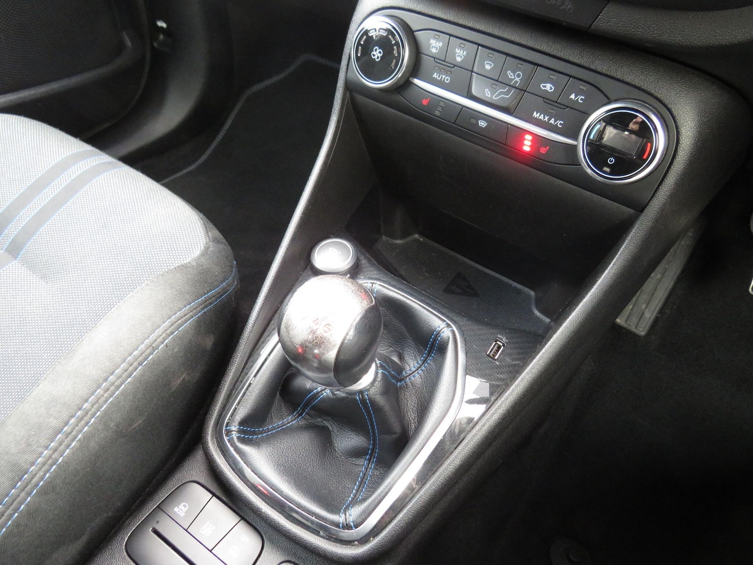 Used Ford Fiesta 2018 for sale - 77549947: Photo 18