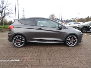 Used Ford Fiesta 2018 for sale - 77549947: Photo