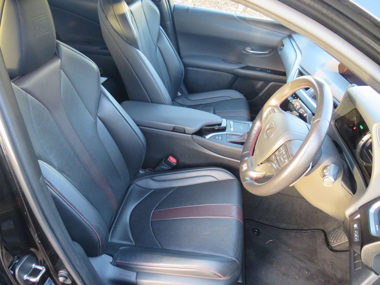 Used Lexus UX 2020 for sale - 76865576: Photo 10