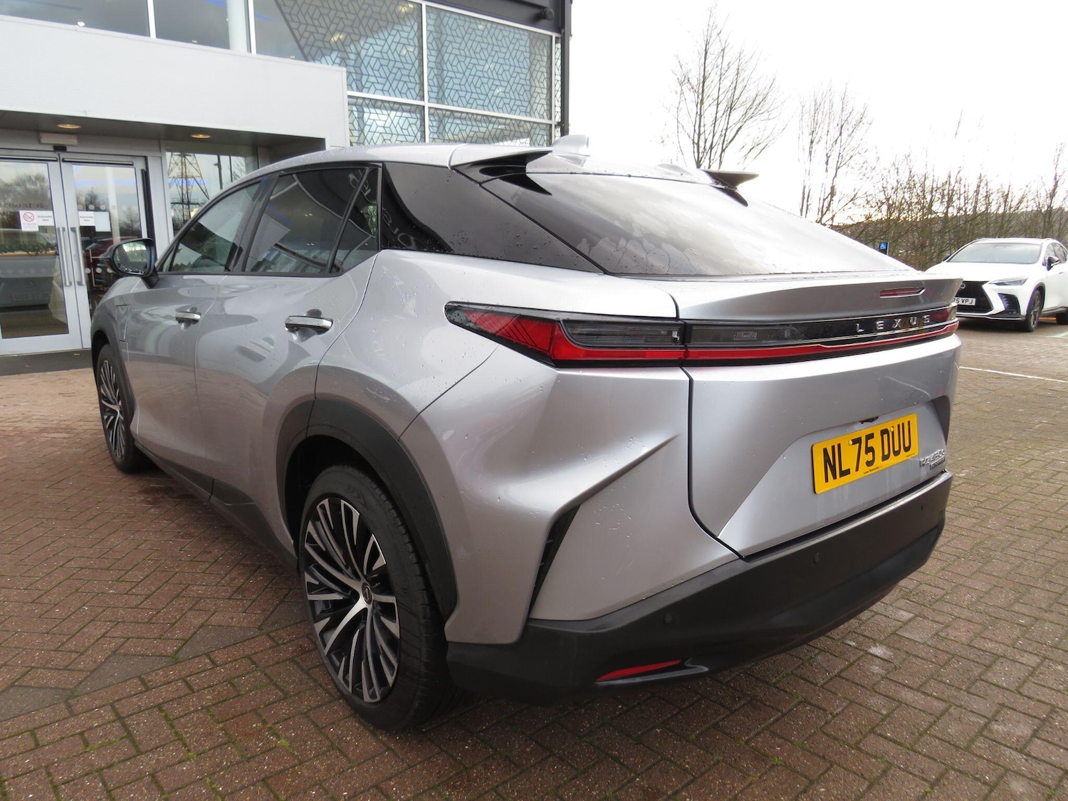 Used Lexus RZ 2025 for sale - 76935858: Photo 7