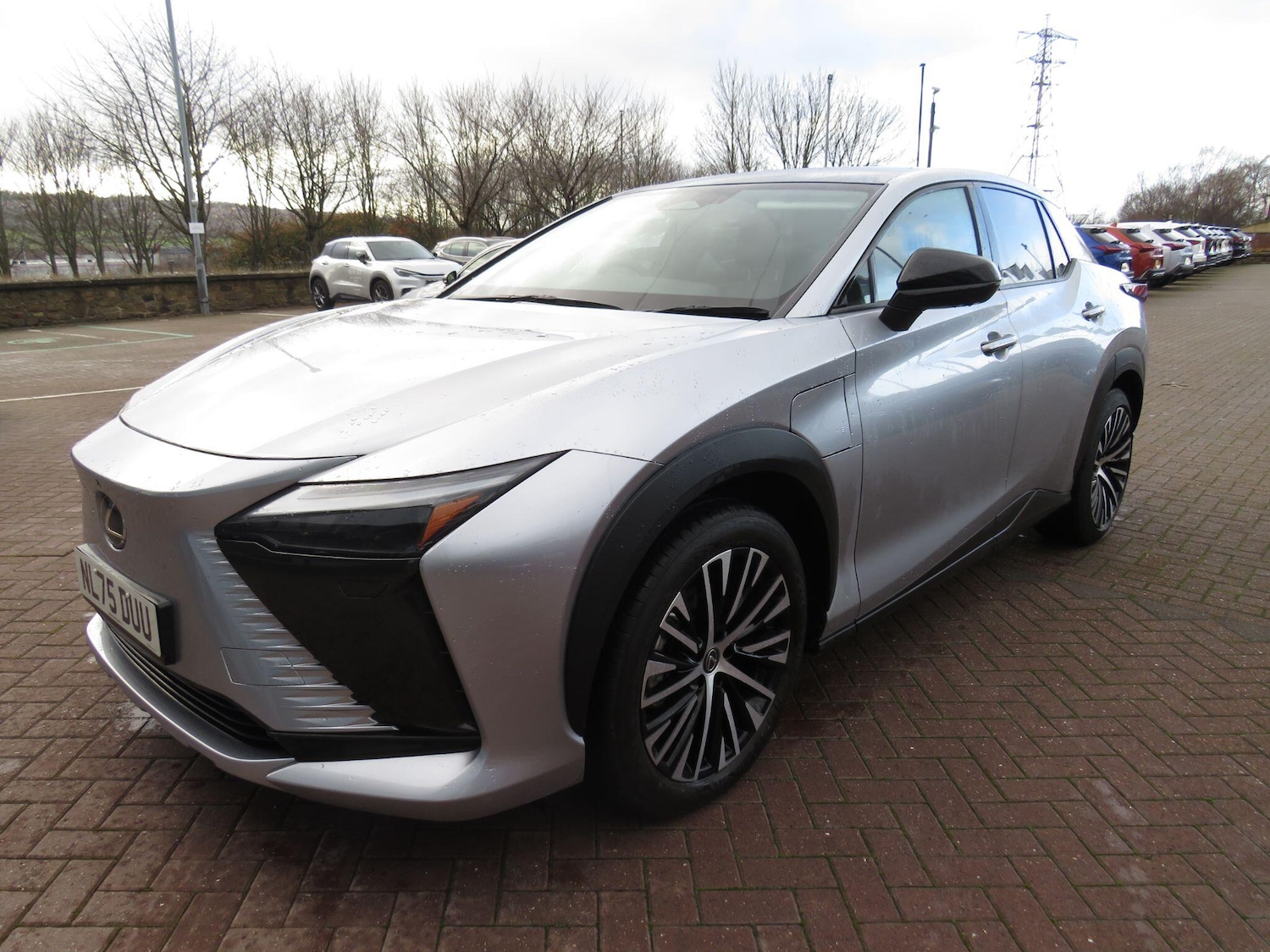 Used Lexus RZ 2025 for sale - 76935858: Photo 9