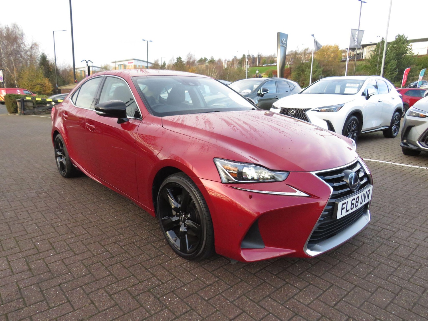 Used Lexus IS 2018 for sale - 76936059: Photo 1