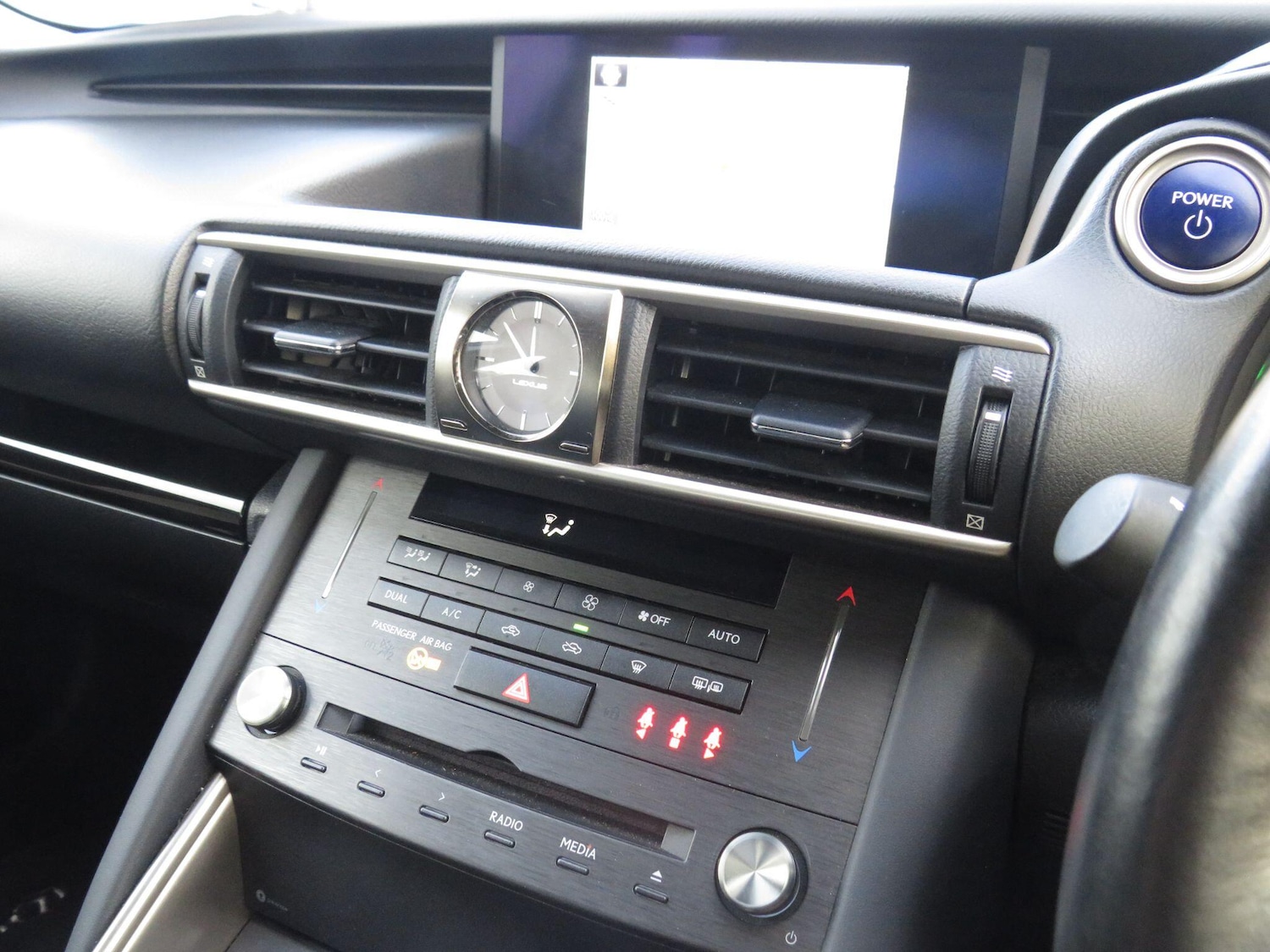 Used Lexus IS 2018 for sale - 76936059: Photo 17