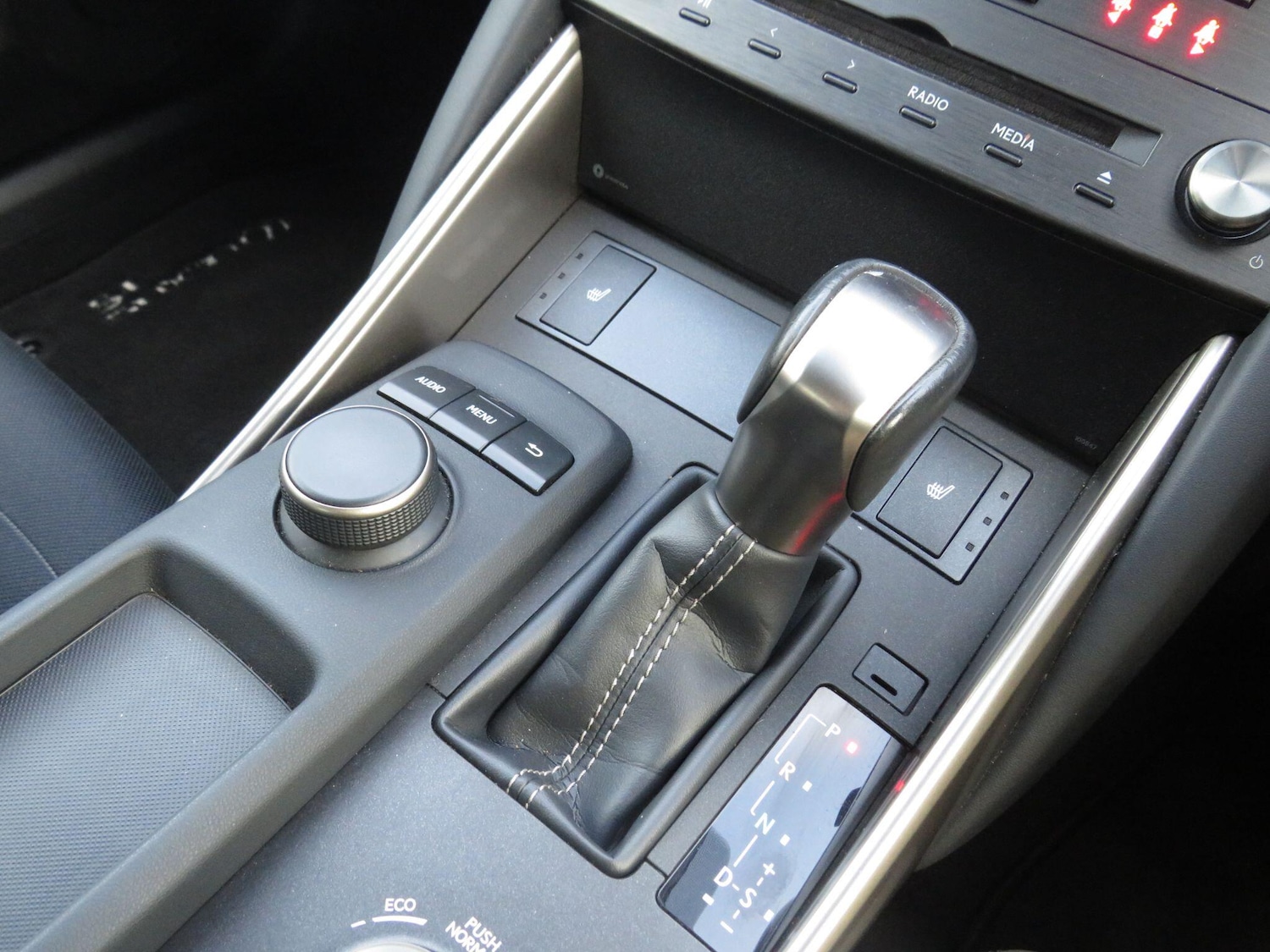 Used Lexus IS 2018 for sale - 76936059: Photo 18