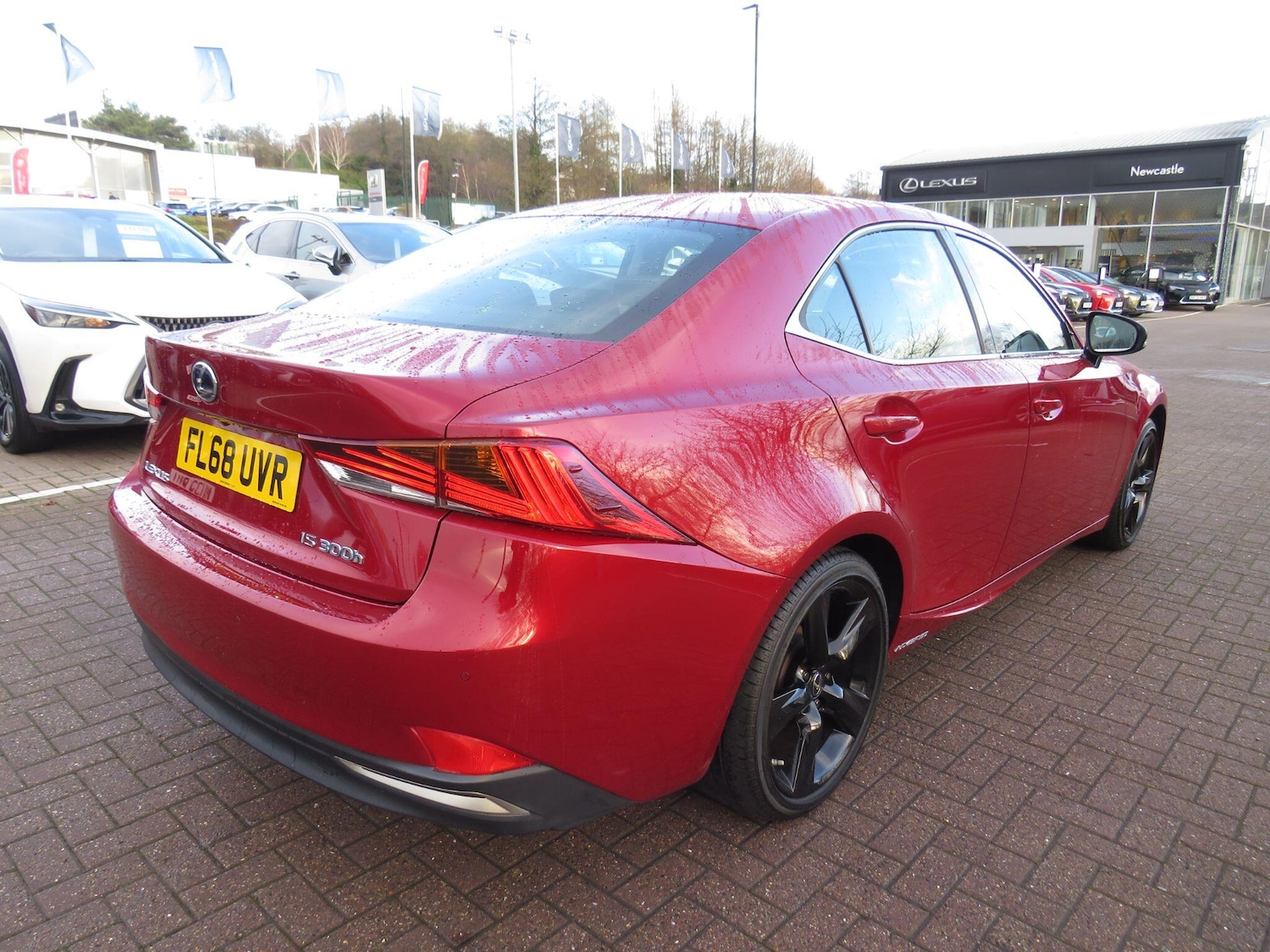 Used Lexus IS 2018 for sale - 76936059: Photo 5