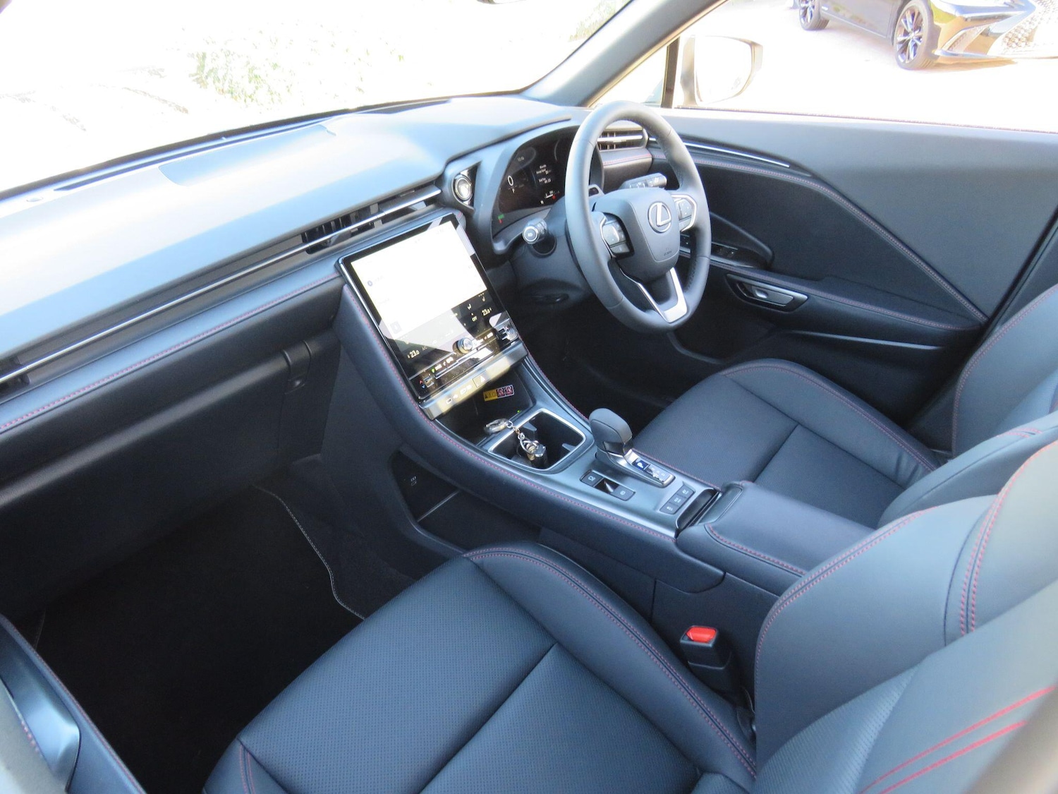 Used Lexus LBX 2025 for sale - 76886142: Photo 11