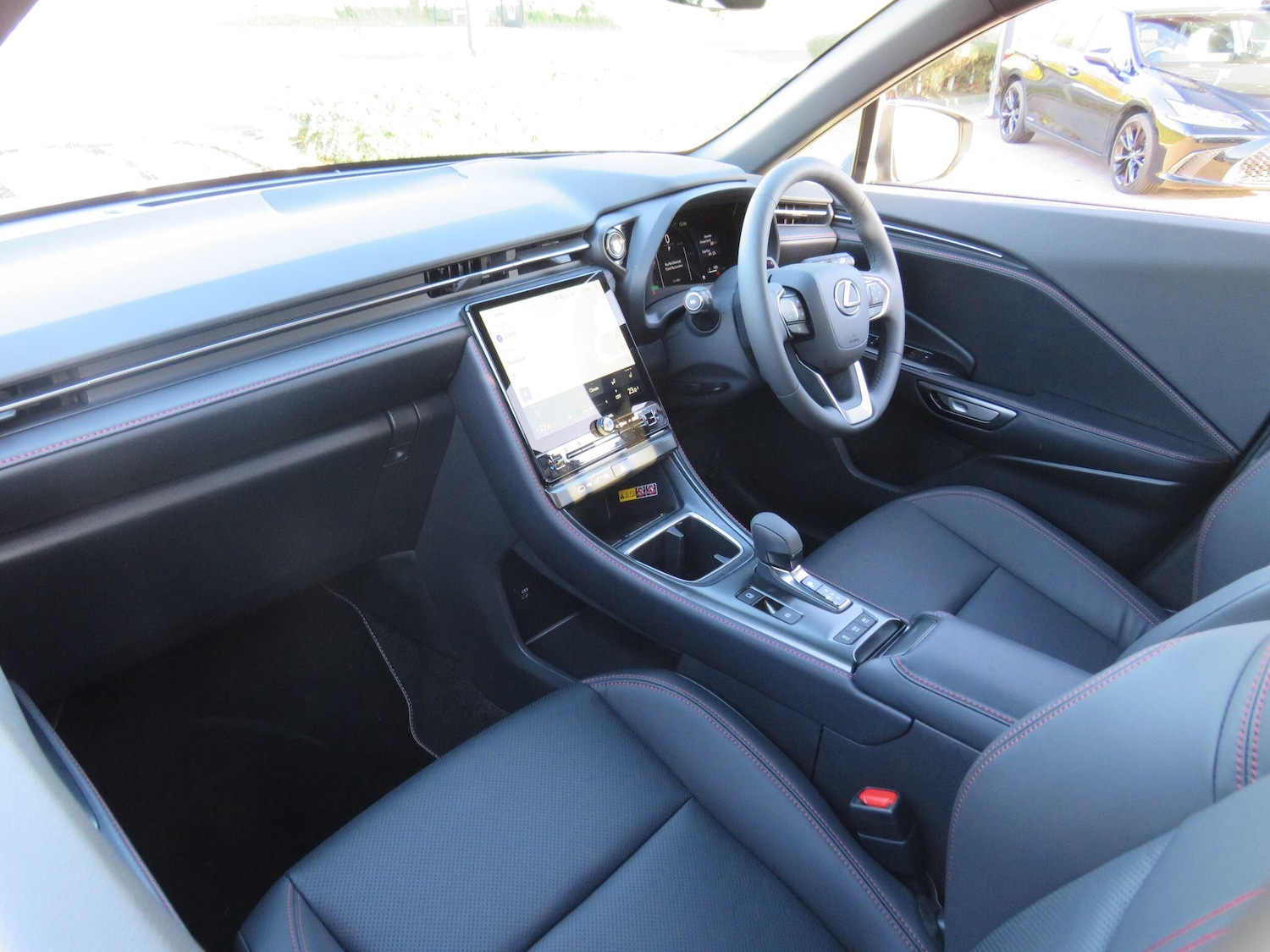 Used Lexus LBX 2025 for sale - 76886142: Photo 12