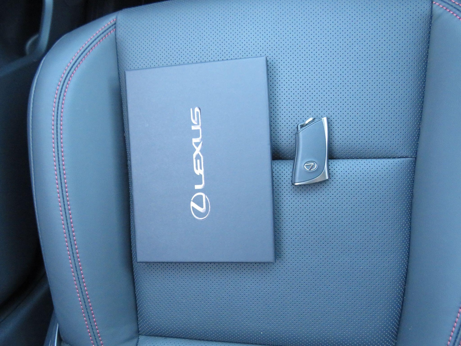 Used Lexus LBX 2025 for sale - 76886142: Photo 17