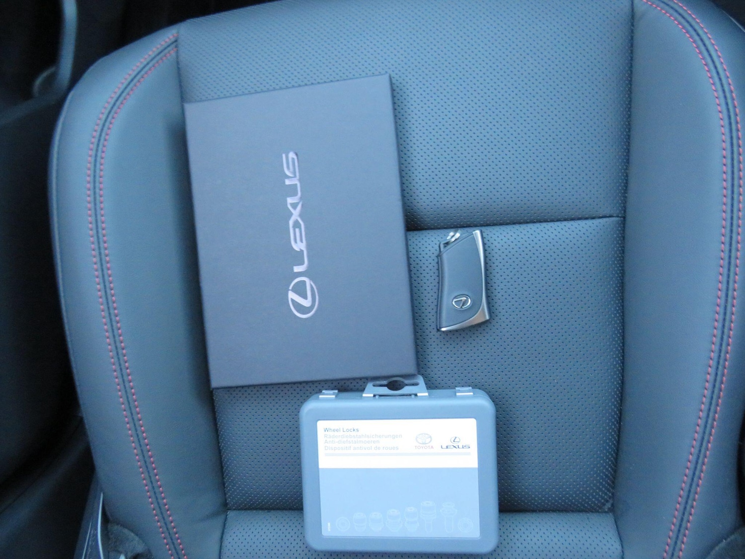 Used Lexus LBX 2025 for sale - 76886142: Photo 19