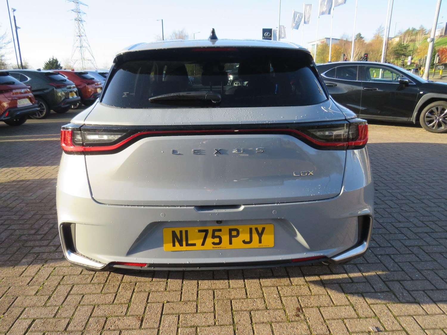 Used Lexus LBX 2025 for sale - 76886142: Photo 7