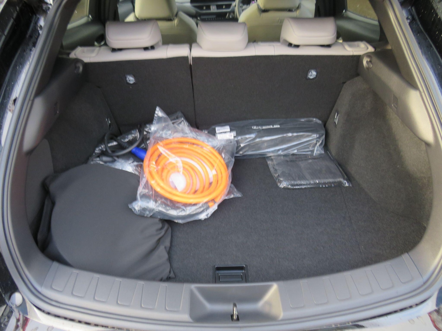 Used Lexus UX 2025 for sale - 76597272: Photo 12