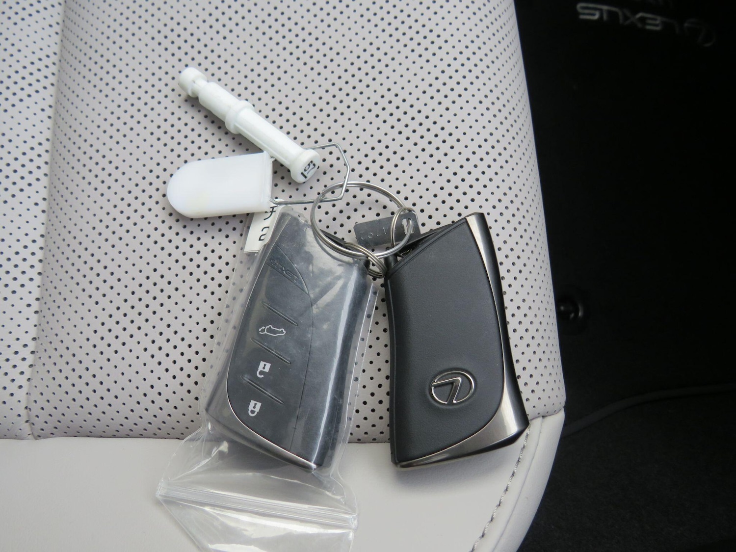 Used Lexus UX 2025 for sale - 76597272: Photo 21