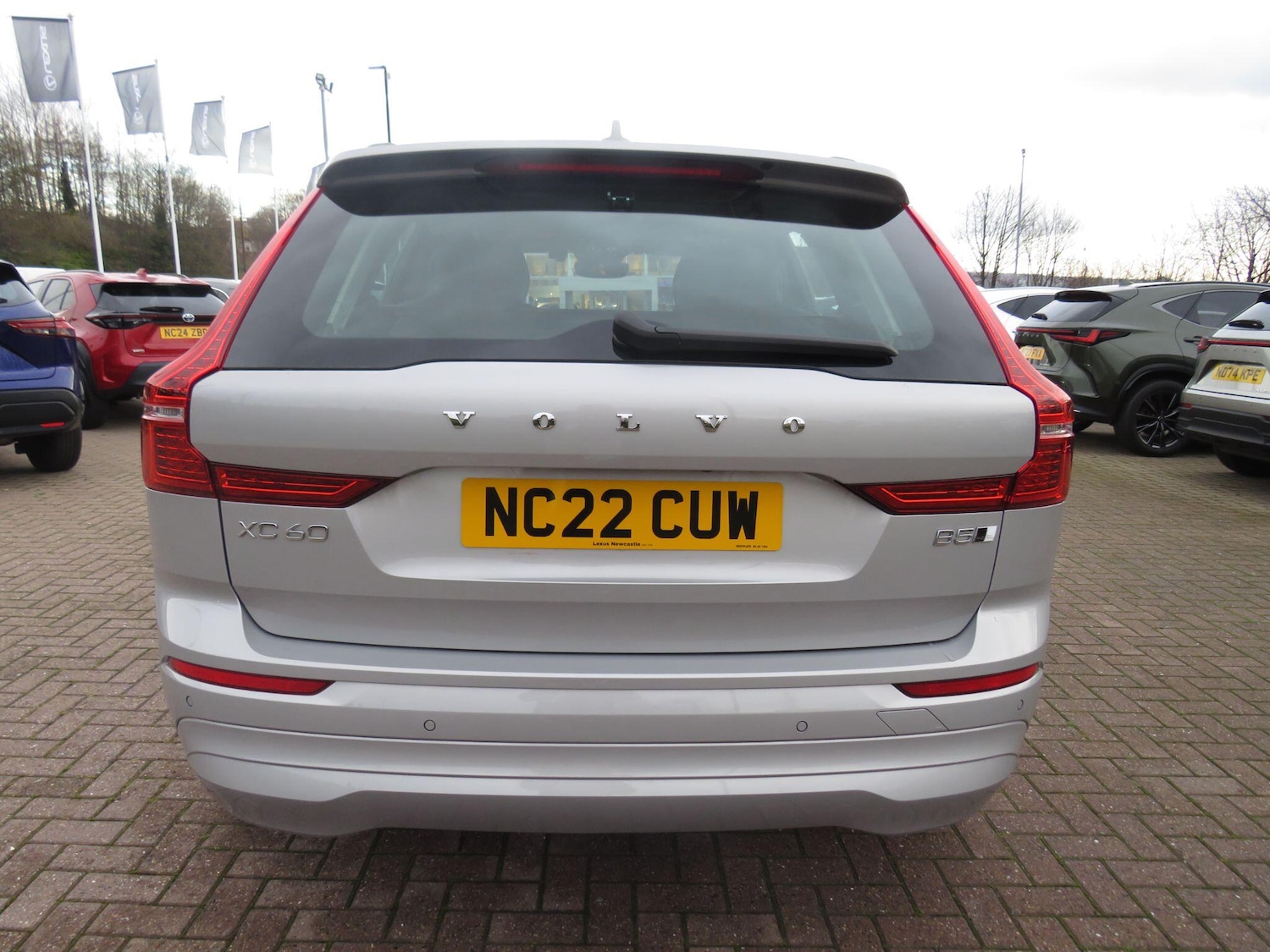 Used Volvo XC60 2022 for sale - 76999017: Photo 6