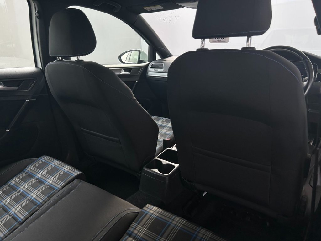 Used Volkswagen Golf 2018 for sale - 76106143: Photo 17