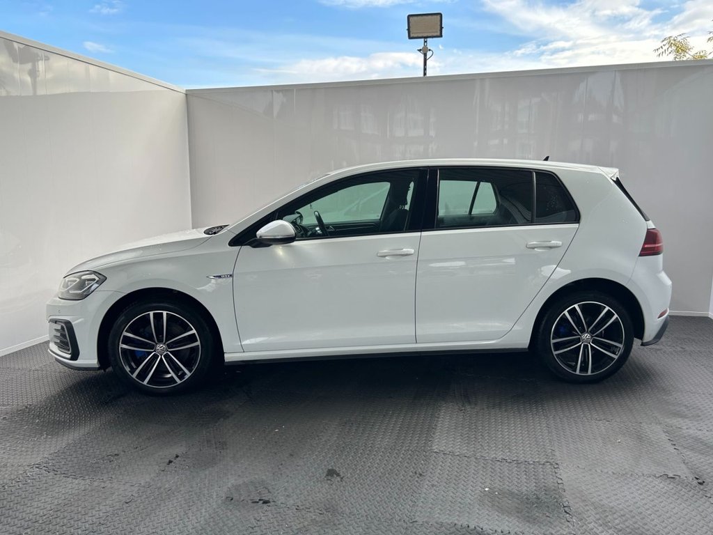 Used Volkswagen Golf 2018 for sale - 76106143: Photo 7