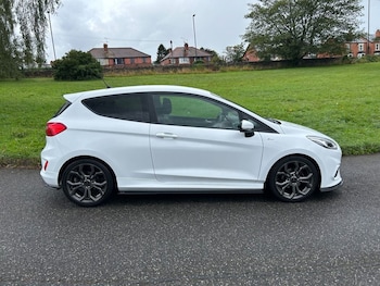 Used Ford Fiesta 2018 for sale - 75503270: Photo