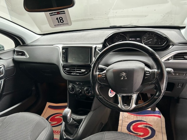Used Peugeot 208 2016 for sale - 76236022: Photo 12