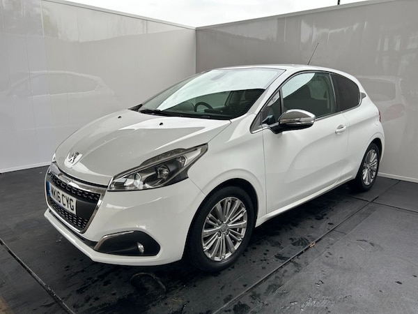 Used Peugeot 208 2016 for sale - 76236022: Photo 6