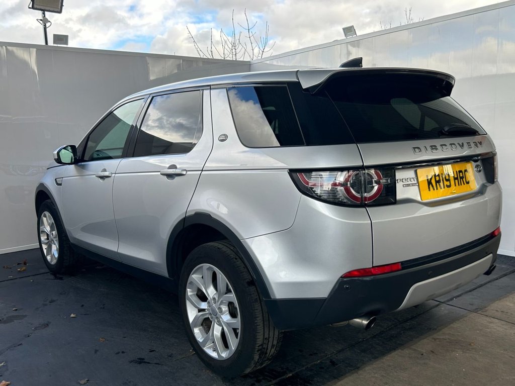 Used Land Rover Discovery Sport 2019 for sale - 76345870: Photo 6