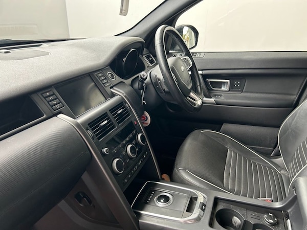 Used Land Rover Discovery Sport 2018 for sale - 76210340: Photo 16