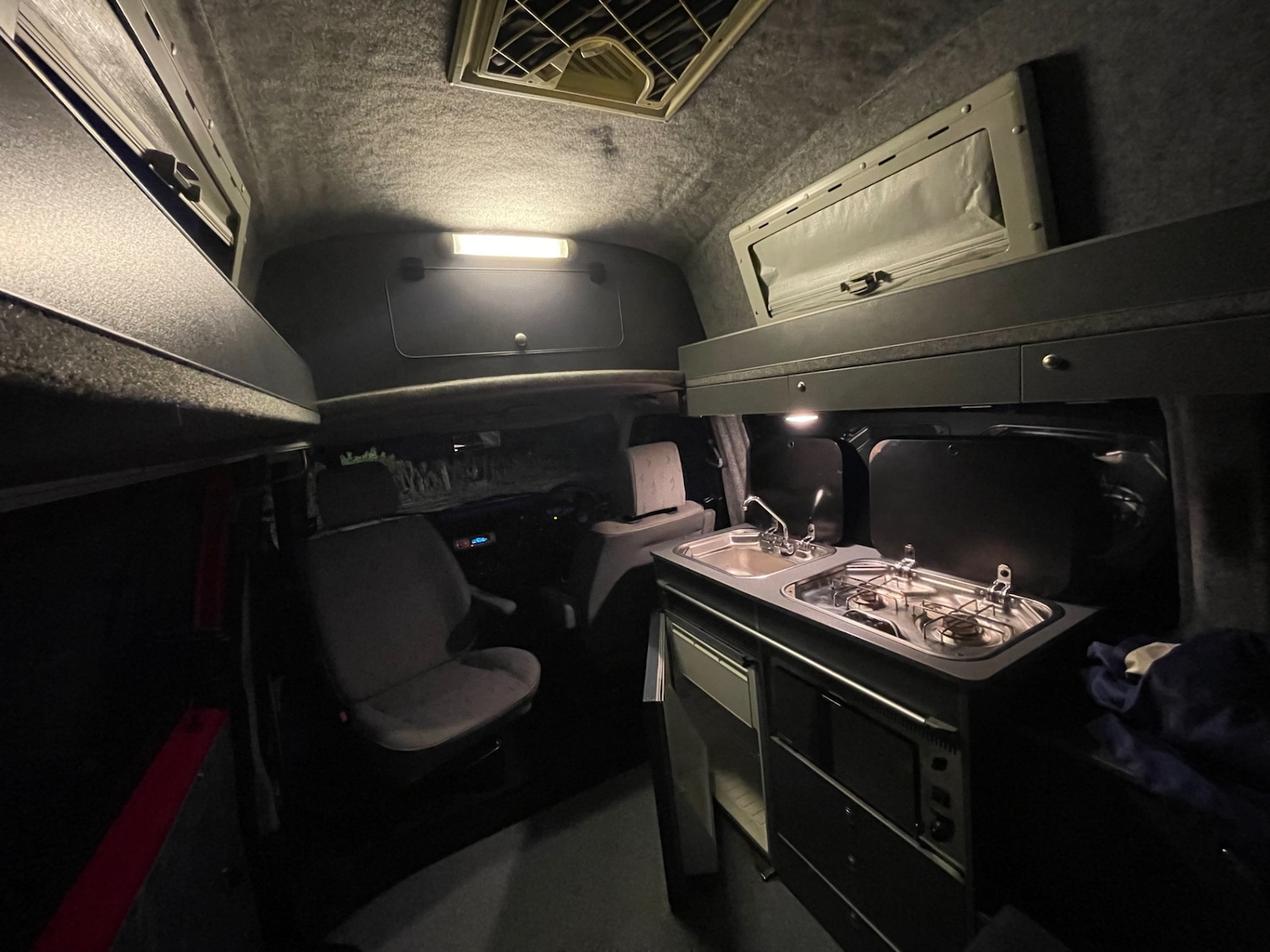 Used Volkswagen Transporter 2003 for sale - 76652920: Photo 10