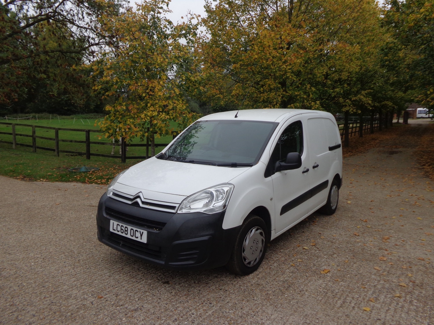 Used Citroen Berlingo 2019 for sale - 76249285: Photo 2