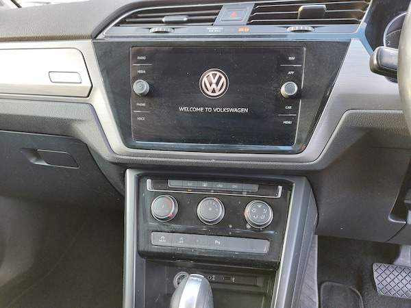 Used Volkswagen Touran 2018 for sale - 74514943: Photo 5