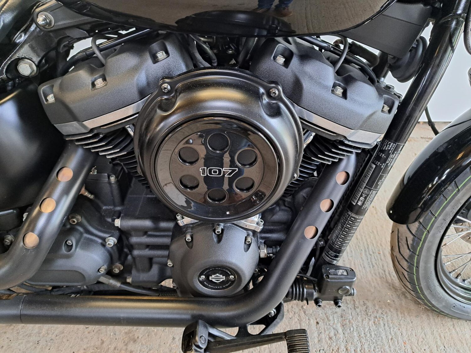 Harley-Davidson SOFTAIL STREET BOB