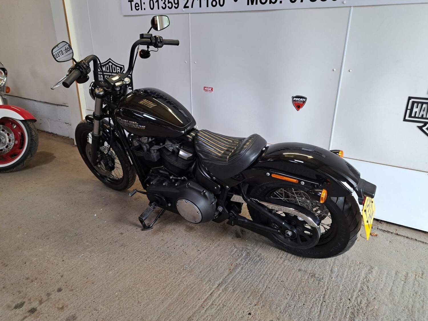 Harley-Davidson SOFTAIL STREET BOB