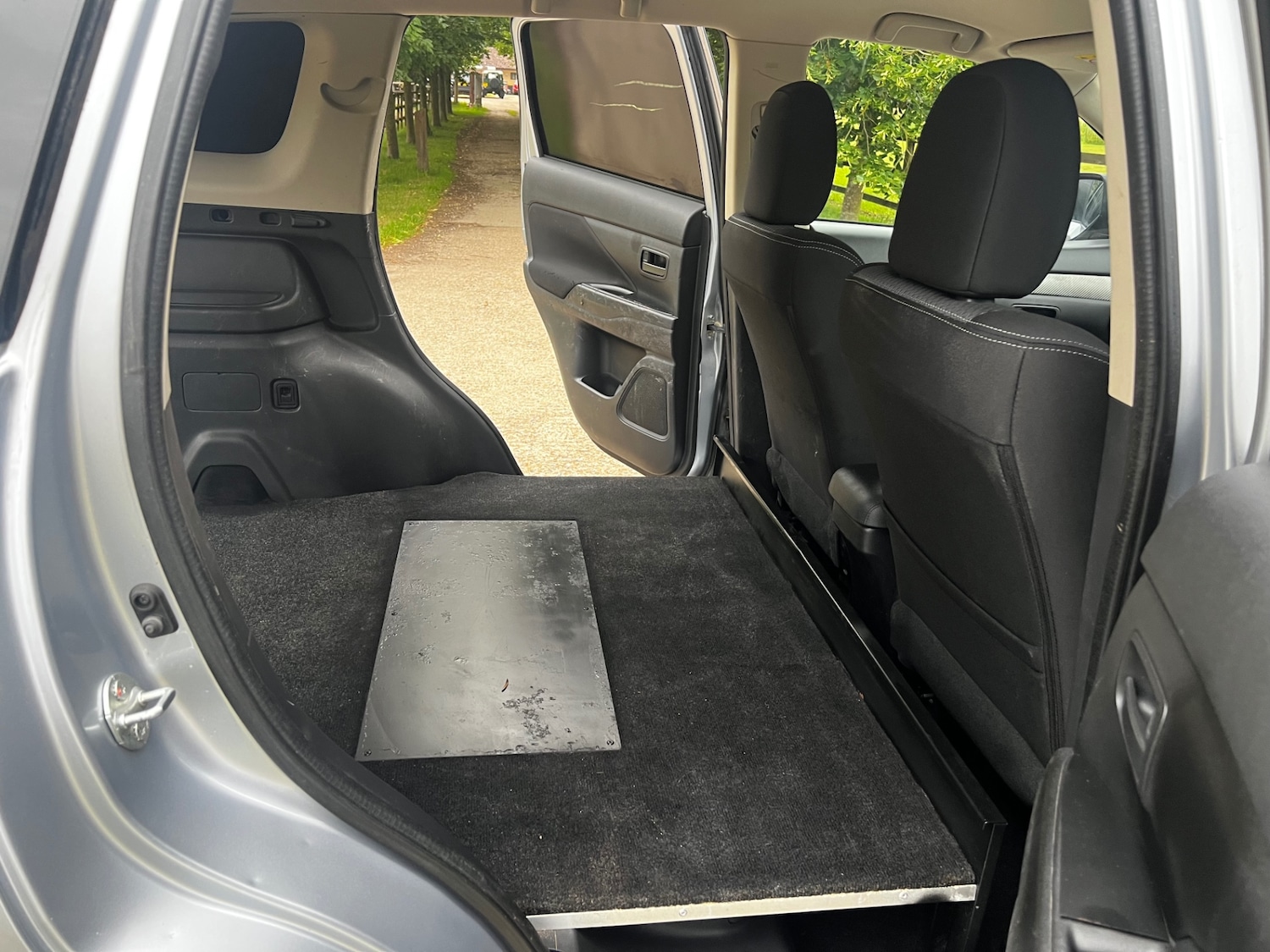 Used Mitsubishi Outlander 2017 for sale - 77165175: Photo 16