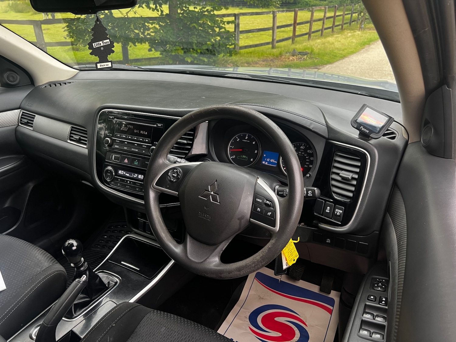 Used Mitsubishi Outlander 2017 for sale - 77165175: Photo 9