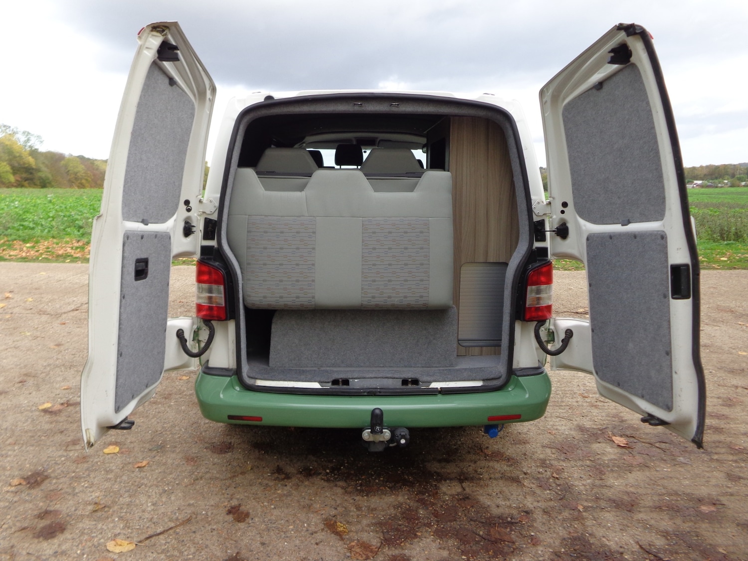 Used Volkswagen Transporter 2011 for sale - 76435835: Photo 6