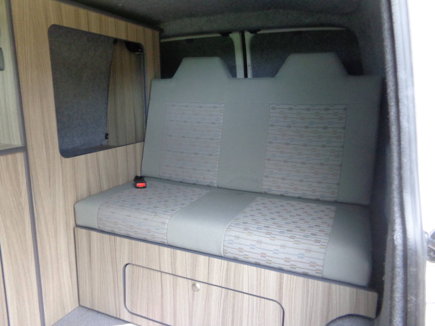 Used Volkswagen Transporter 2011 for sale - 76435835: Photo 8