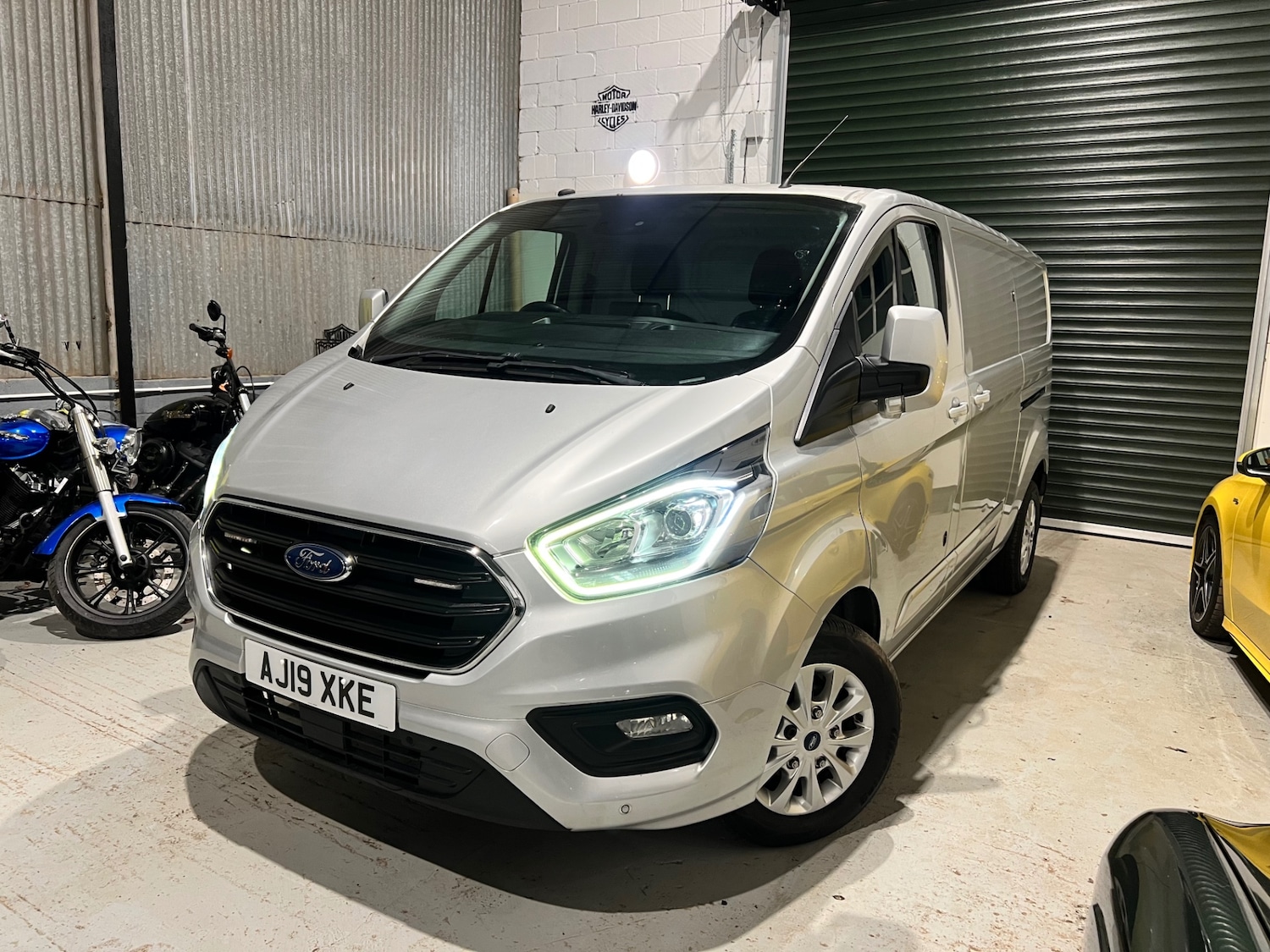 Used Ford Transit Custom 2019 for sale - 77676249: Photo 2